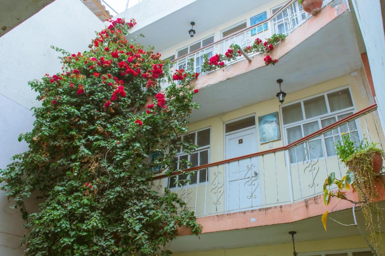 Hospedaje Zaragoza Ayacucho Exterior photo